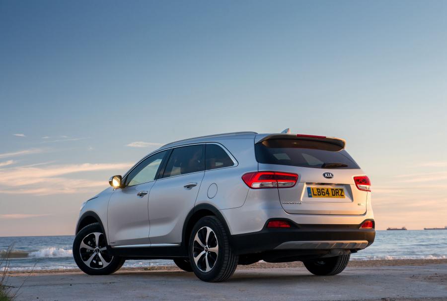  Kia Sorento EcoDynamics (UM) 2015 года  (UK) (фото 23 из 40)